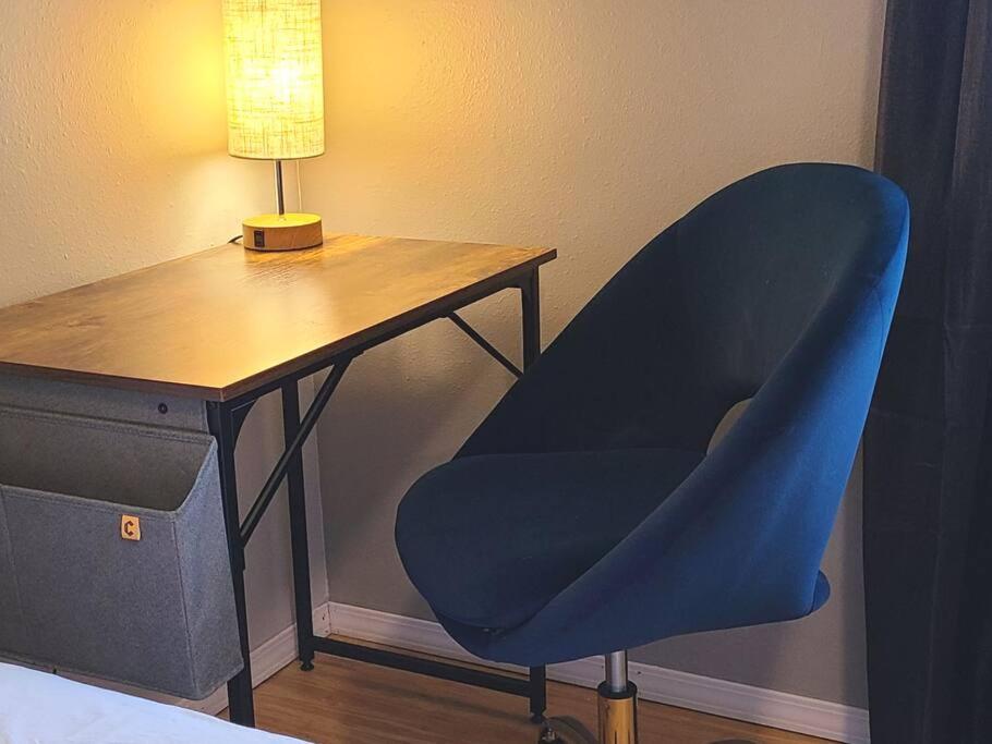 Séjour chez l'habitant Centrally Located In And Bentonville! -private *